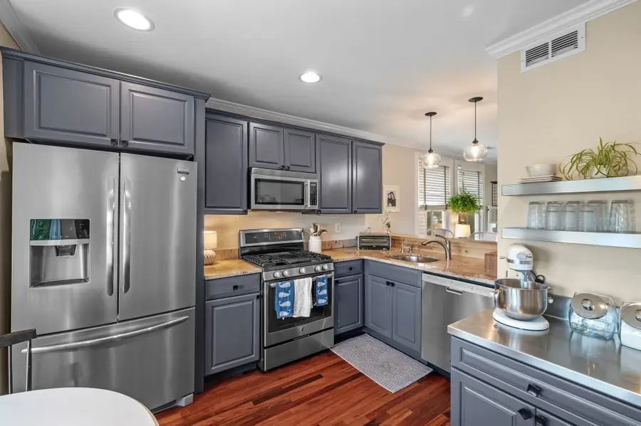 26 Village St #2, Marblehead, MA 01945 - #2