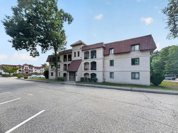 685 Oak St #21-9, Brockton, MA 02301