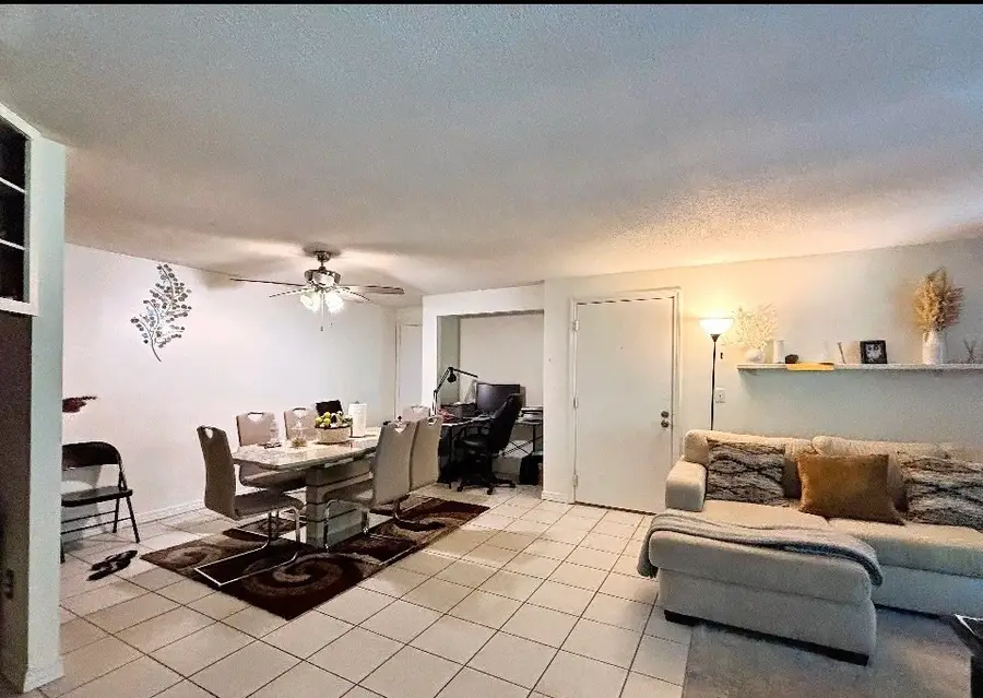 685 Oak St #21-9, Brockton, MA 02301 - #3