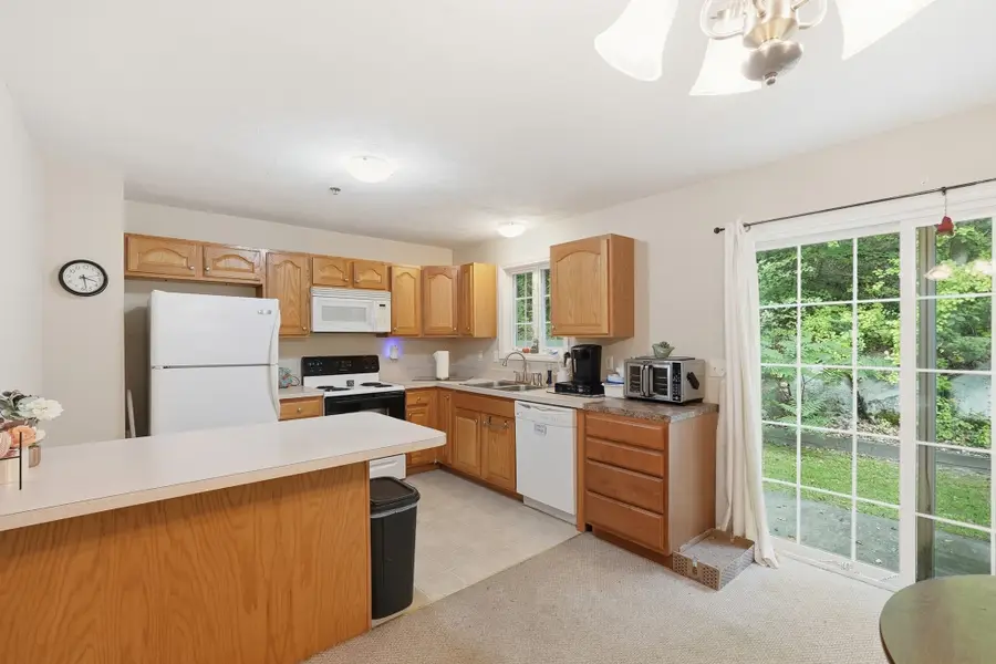 350 Riverbend St #111, Athol, MA 01331 - #3