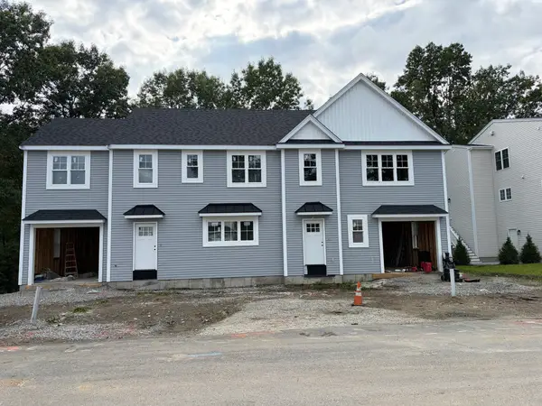 25 Danielles Way, Worcester, MA 01606