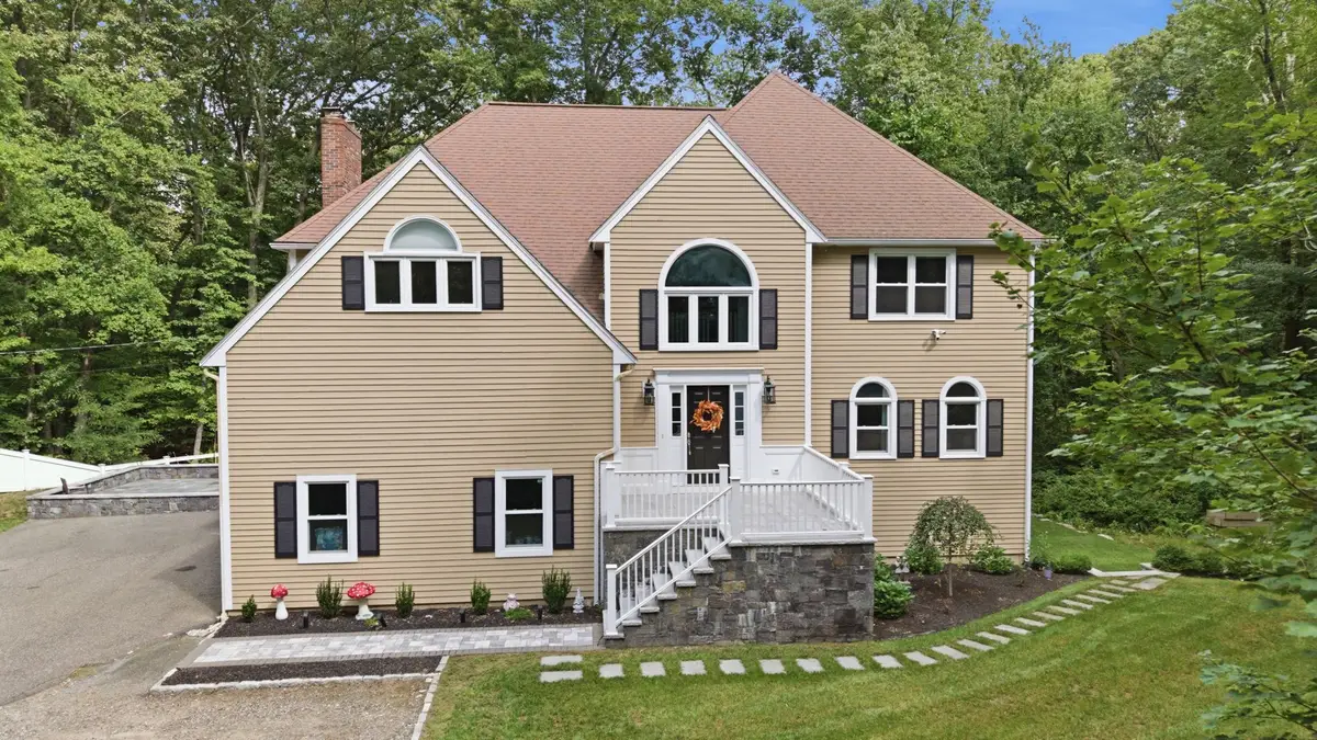 134 Parker Rd, Framingham, MA 01702 - #1