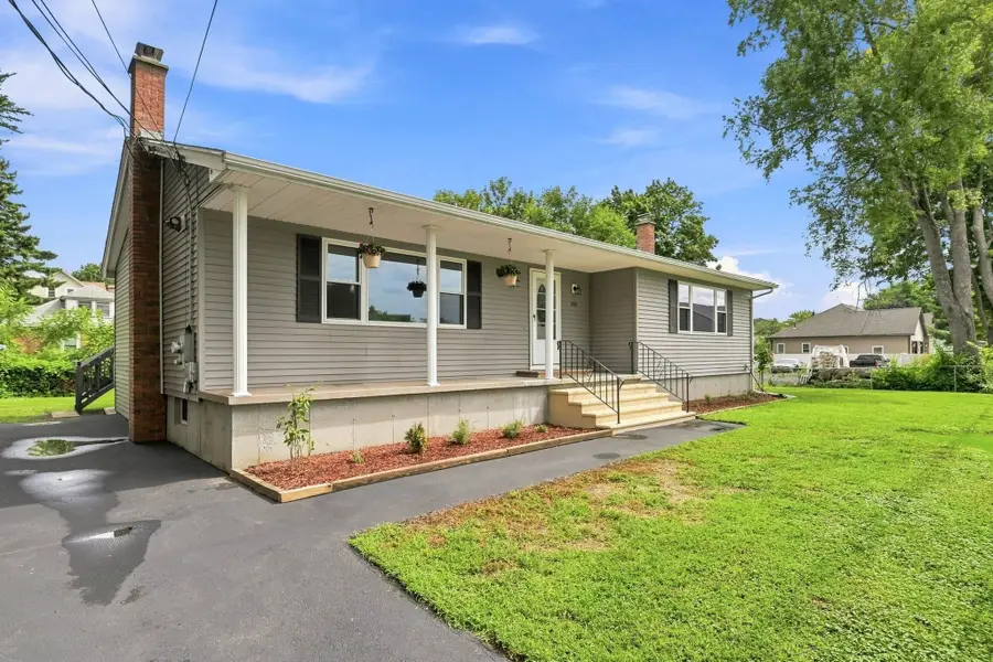 192 Empire St, Chicopee, MA 01013 - #3