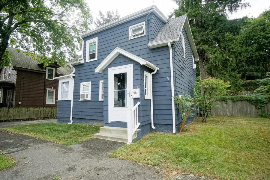 12 Bailey St, Lynn, MA 01904 - #2