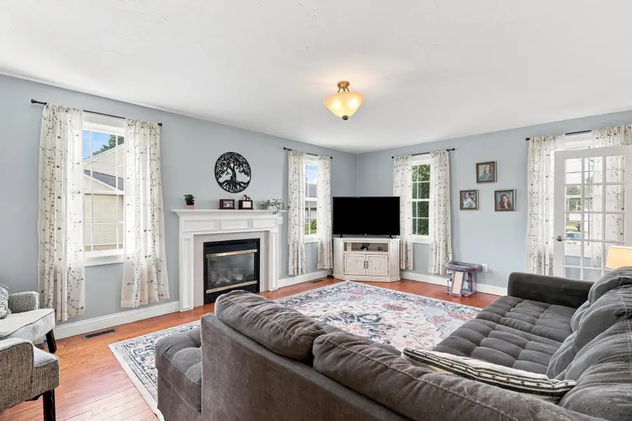50 Hannah Drive, Somerset, MA 02726 - #3
