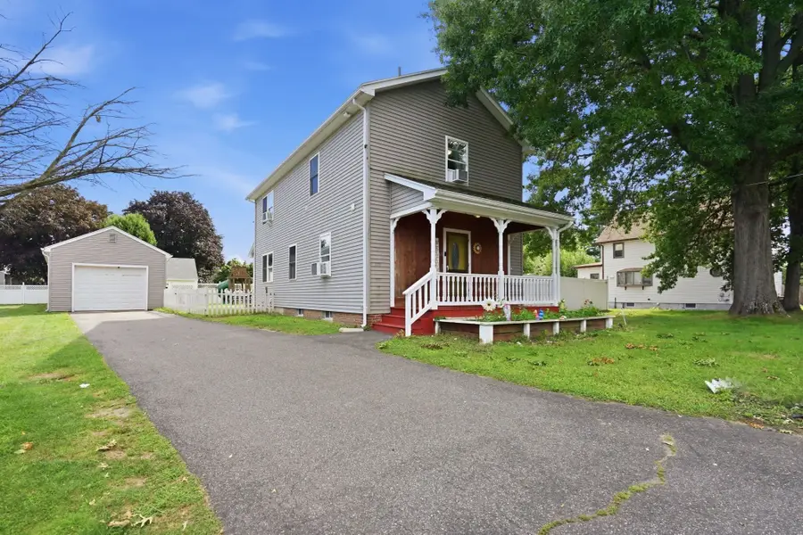 69 Arthur St, Chicopee, MA 01013 - #2