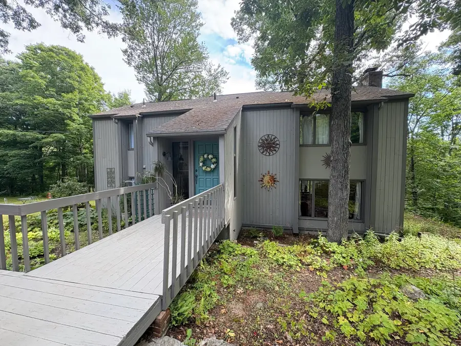 450 Glendale Rd, Wilbraham, MA 01095 - #2