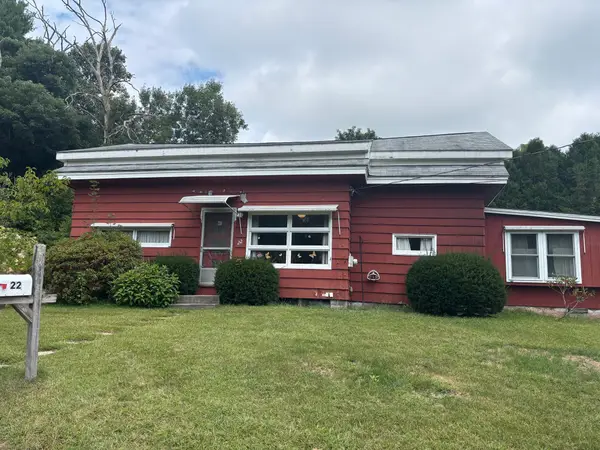 22 Cyd Alan St, Palmer, MA 01069