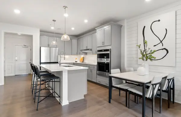 8 Peters Farm Way #103, Westborough, MA 01581