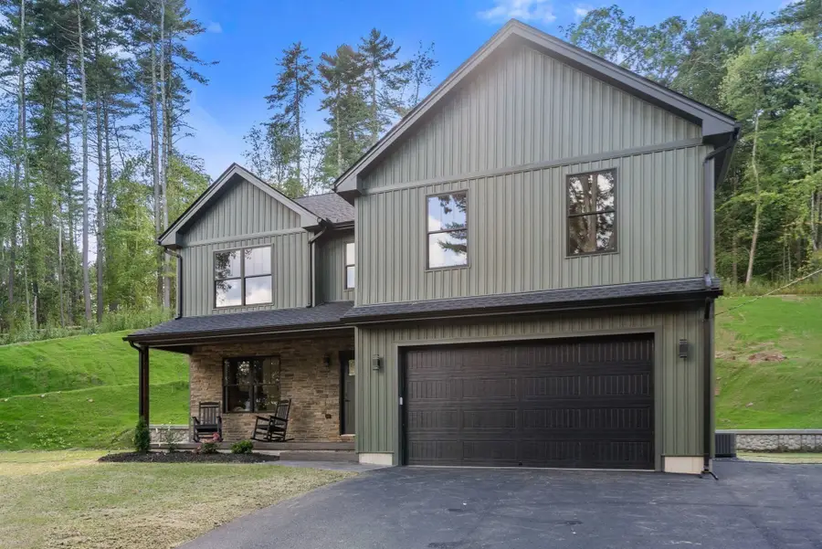 3052 Foster St, Palmer, MA 01069 - #2