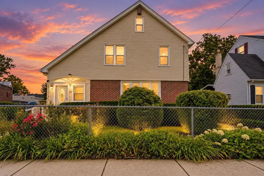 73 Santa Barbara St, Springfield, MA 01104 - #2