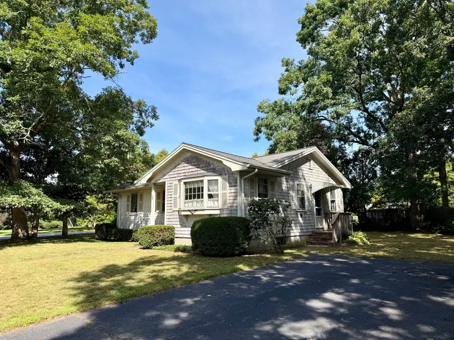 1183 Dutton Street, New Bedford, MA 02745 - #2
