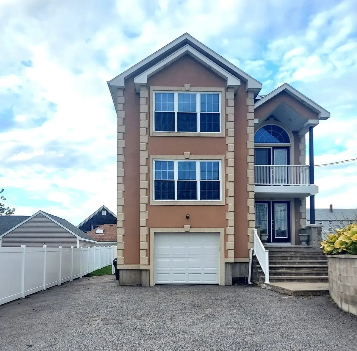 510 State Ave, Fall River, MA 02724 - #1