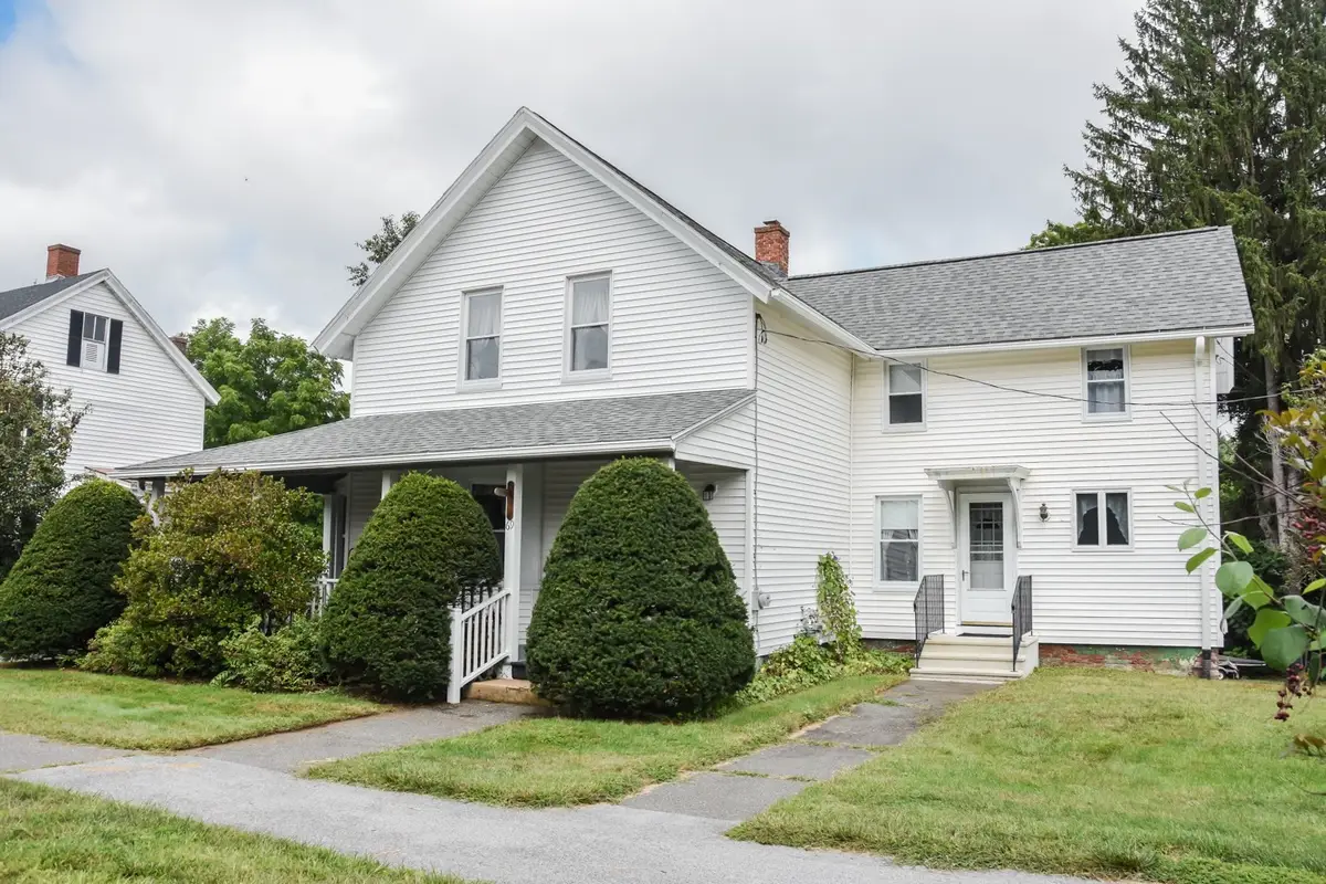 69 W Main St, West Brookfield, MA 01585 - #1