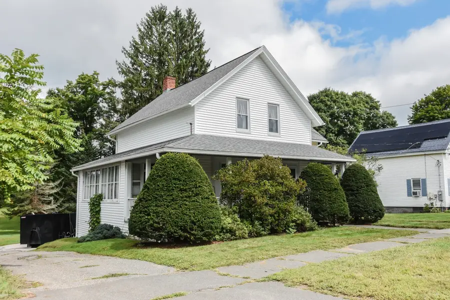69 W Main St, West Brookfield, MA 01585 - #3
