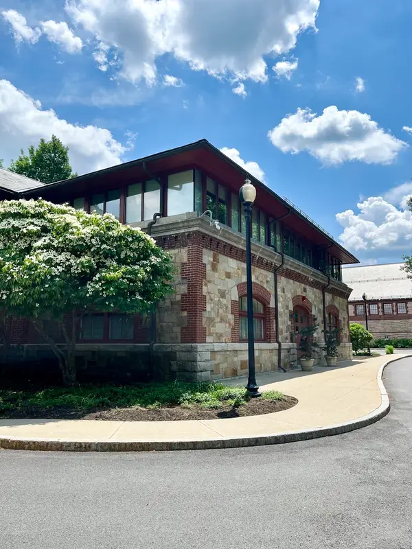 2430 Beacon Street #104, Boston, MA 02467