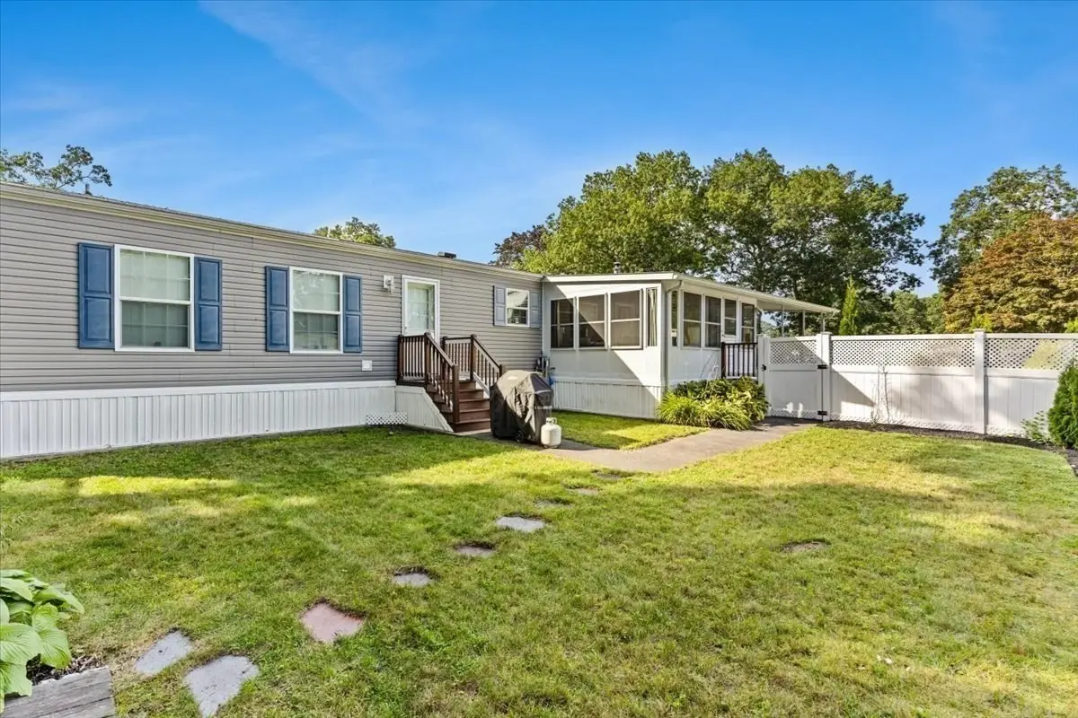 17 Deer Hill Ln, Plymouth, MA 02360 - #1