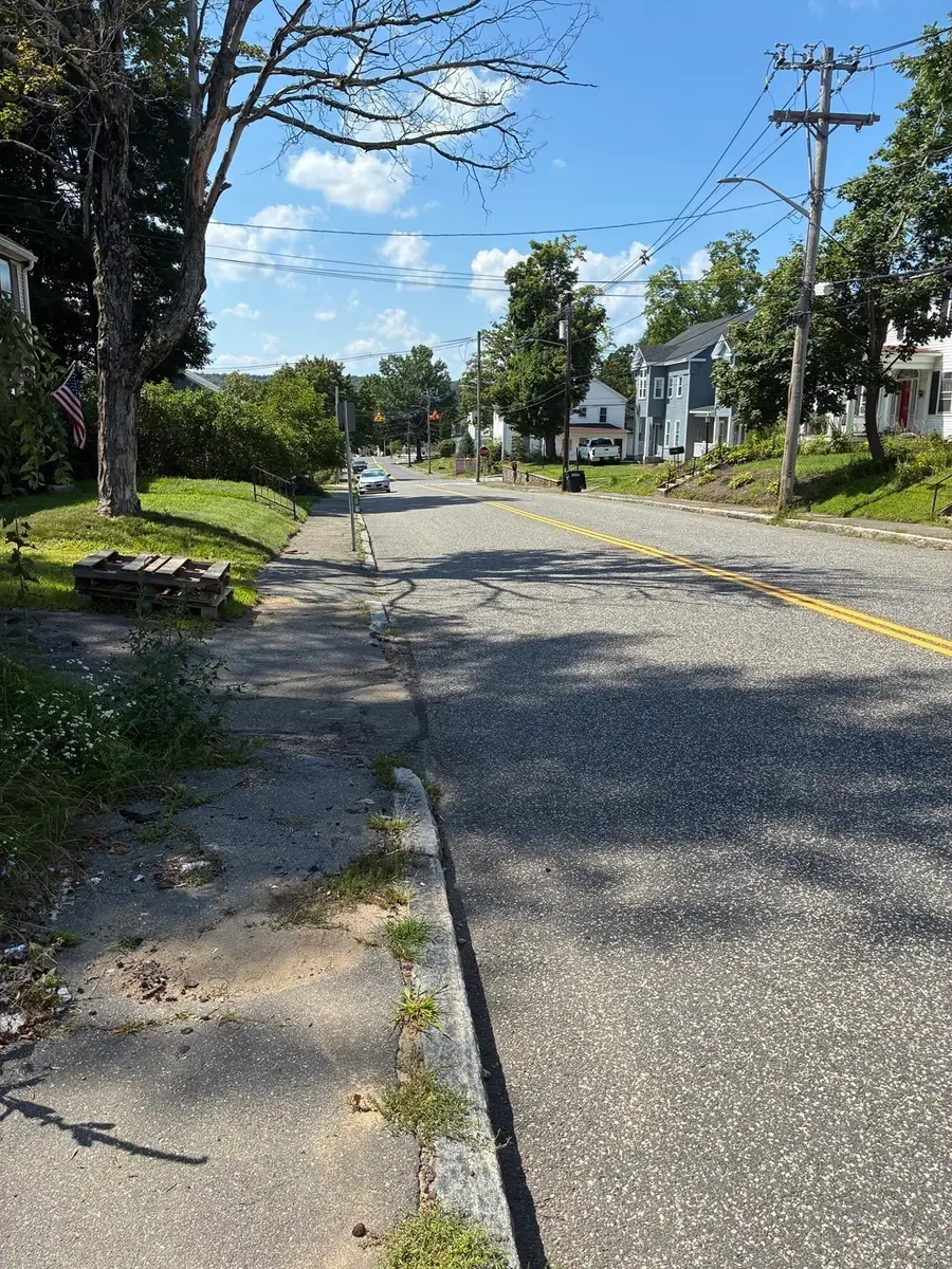 14 Pleasant St, Ware, MA 01082 - #3