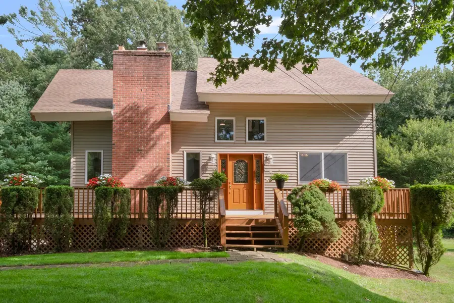 121 Walker St, Seekonk, MA 02771 - #2