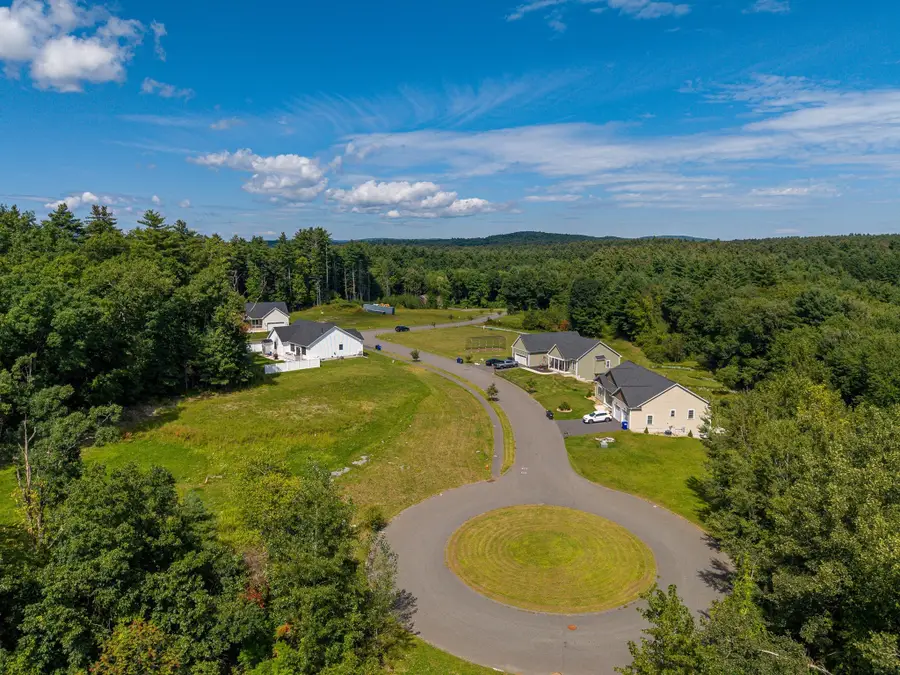 10 Sunny Crest, Belchertown, MA 01007 - #2