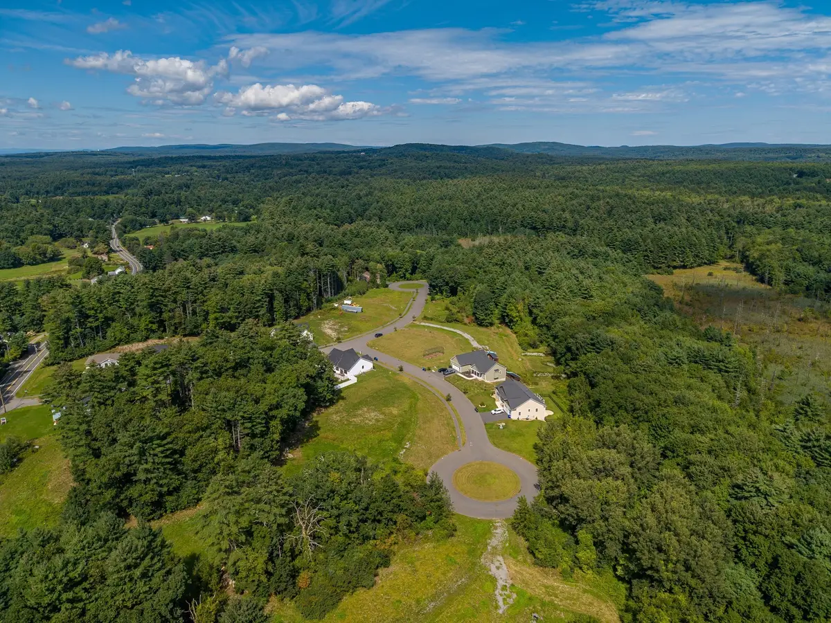5 Sunny Crest, Belchertown, MA 01007 - #1