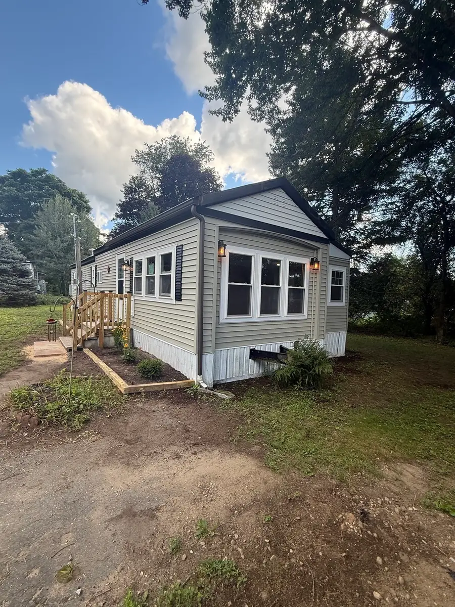 9 Willow, Brimfield, MA 01010 - #2