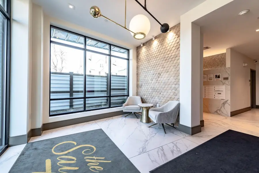 214 Market St #201, Boston, MA 02135 - #2