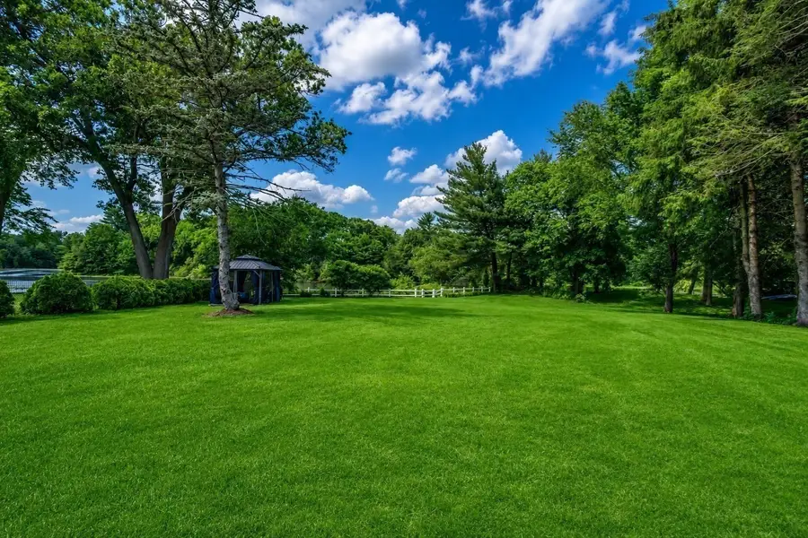 11 Sunset Dr, Easton, MA 02334 - #3