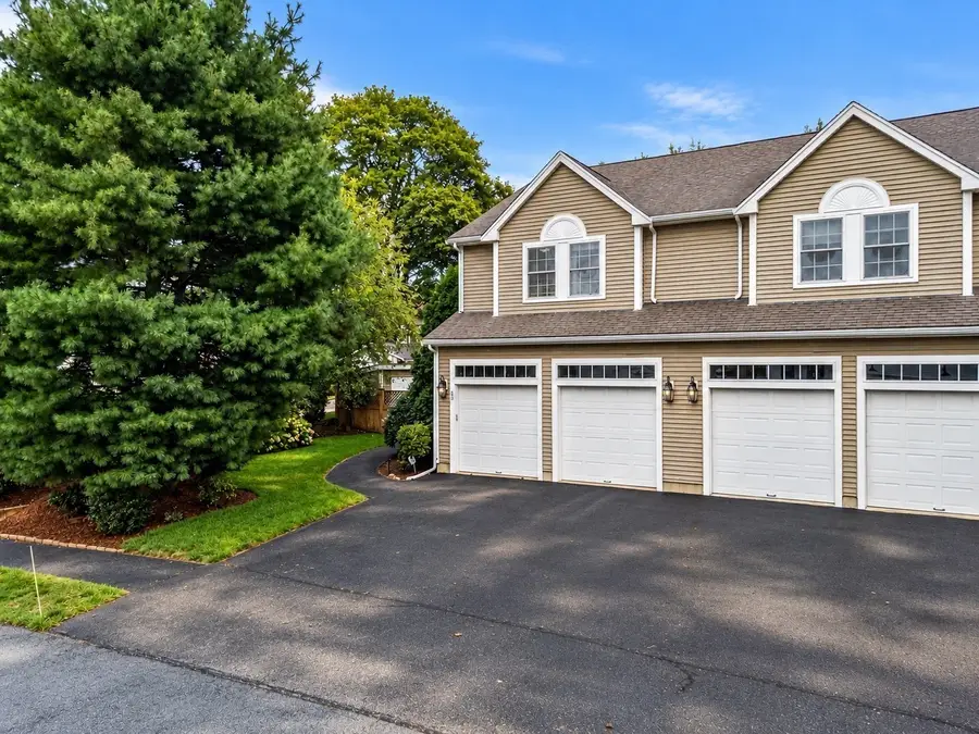 65 Crescent Rd #65, Needham, MA 02494 - #2