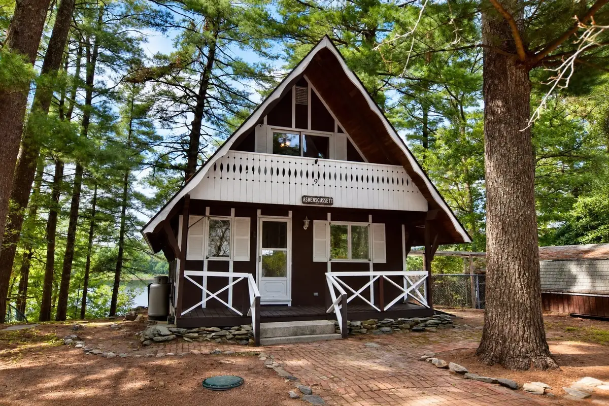 9 Lakeview Ter., Middleboro, MA 02346 - #1