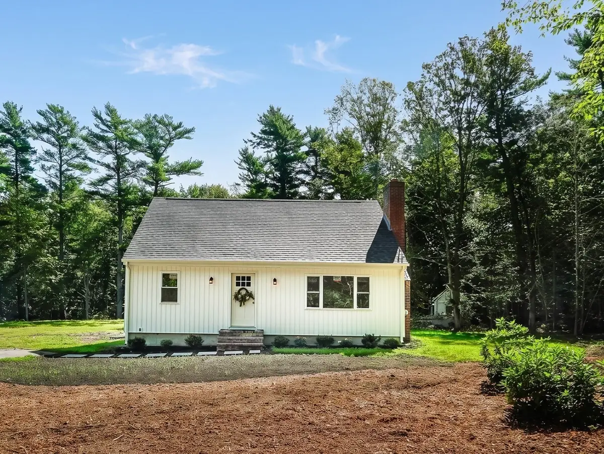 8 Tabor Ln, Rochester, MA 02770 - #1