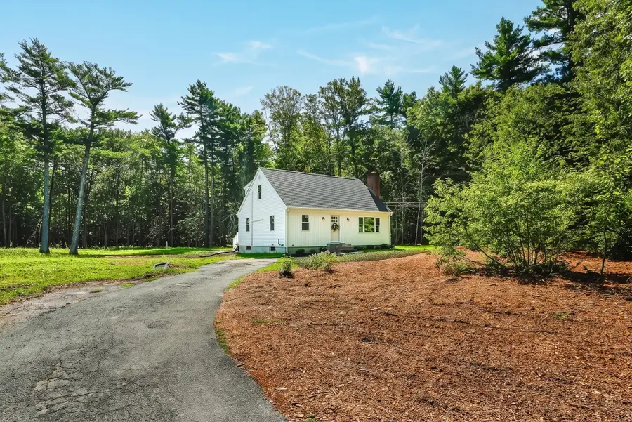 8 Tabor Ln, Rochester, MA 02770 - #2