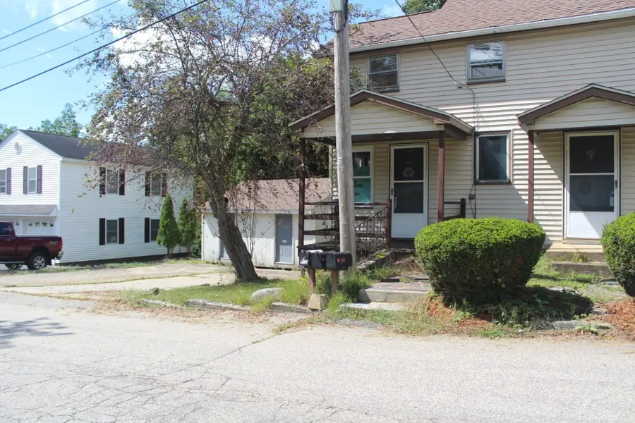 50 Valley St, Spencer, MA 01562 - #3