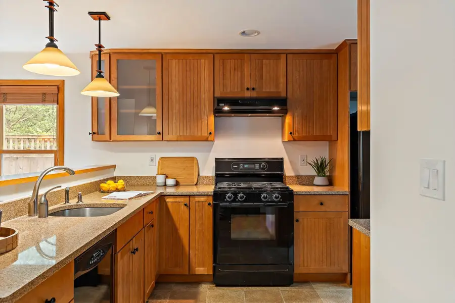38 Warwick St #38, Somerville, MA 02145 - #3