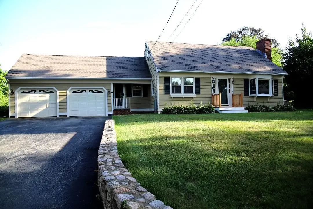 6 Edgewood Ln, Mattapoisett, MA 02739 - #1