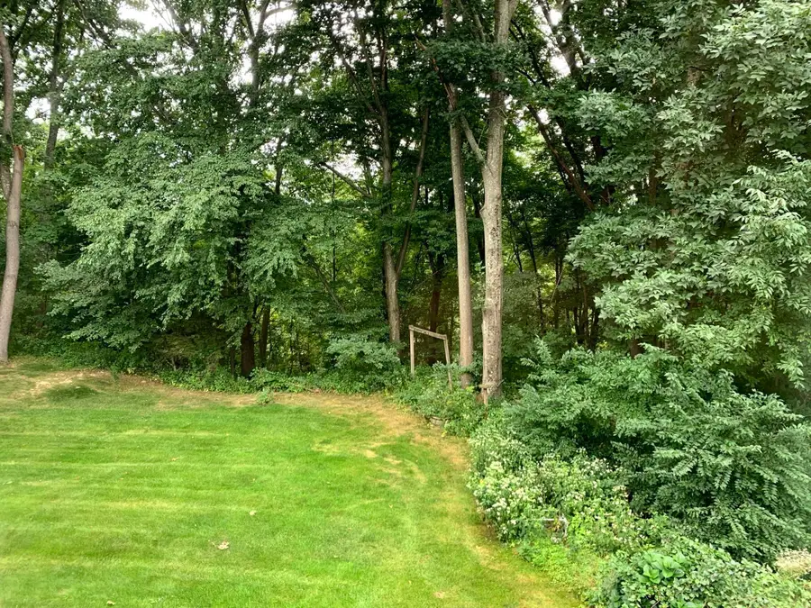283 Fuller Rd #T, Chicopee, MA 01020 - #3