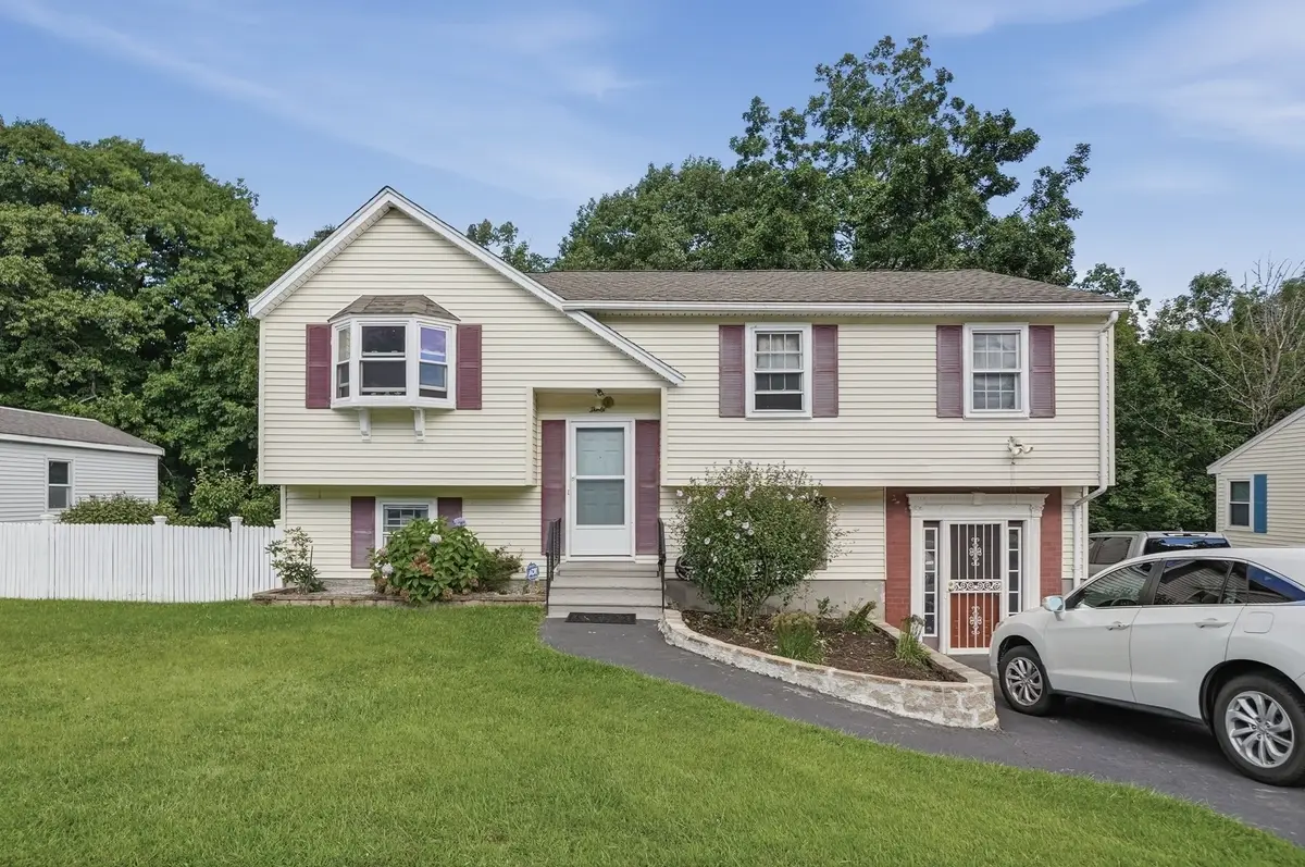30 Parsons Hill Dr, Worcester, MA 01603 - #1