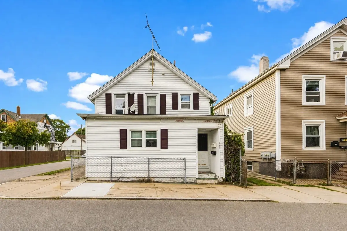 257 Austin St, New Bedford, MA 02740 - #1