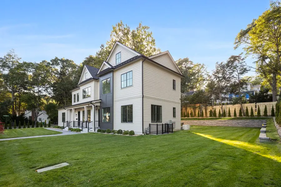 125 Allen Ave, Newton, MA 02468 - #2