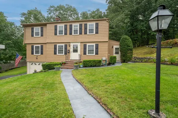 23 Fisher Terrace, Woburn, MA 01801