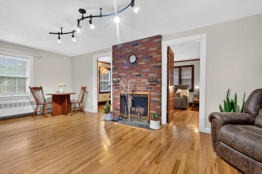 23 Fisher Terrace, Woburn, MA 01801 - #3