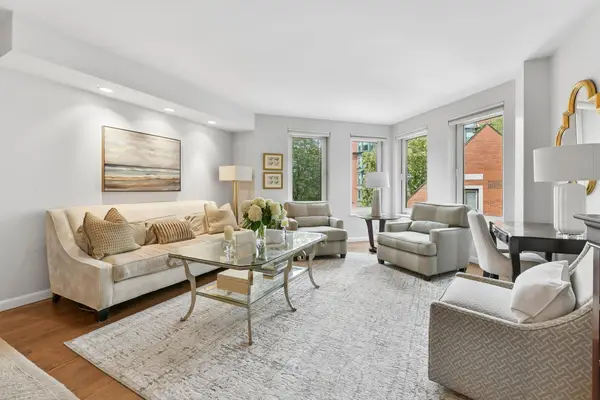 492 Beacon St #43, Boston, MA 02115