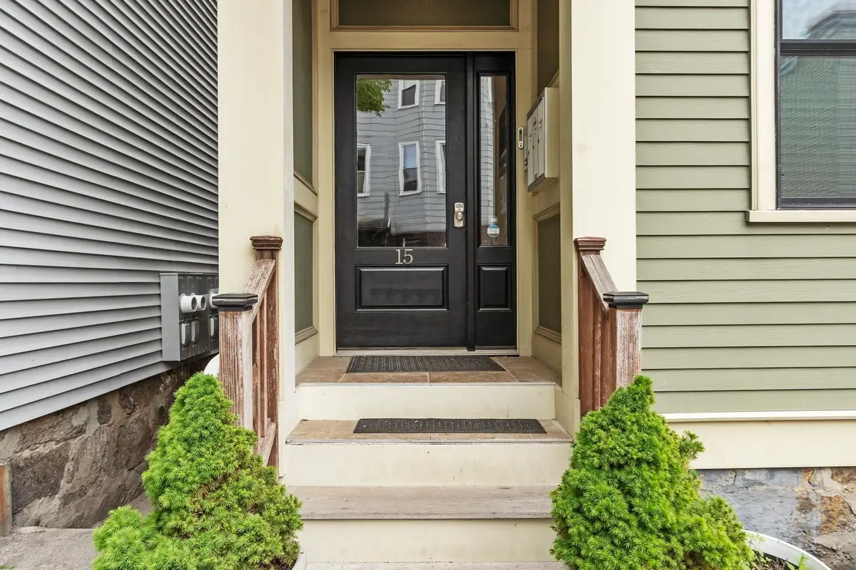 15 Howell St #3, Boston, MA 02125 - #1