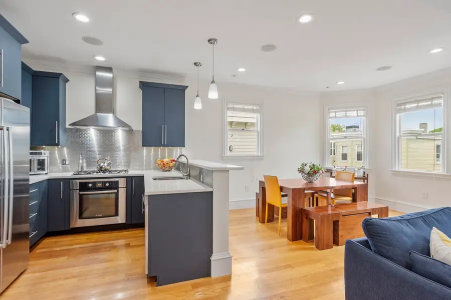 15 Howell St #3, Boston, MA 02125 - #3