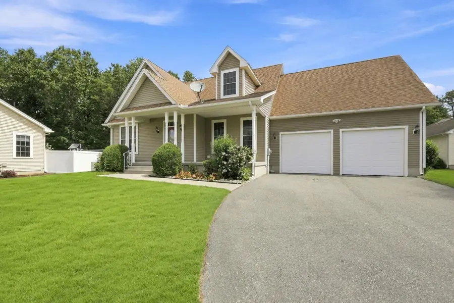33 Caddyshack Dr, Chicopee, MA 01020 - #2