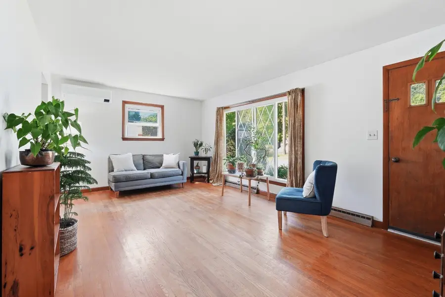 956 Ryan Rd, Northampton, MA 01062 - #2