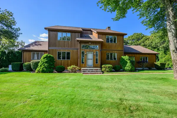 1 Homestead Rd Ext, Bourne, MA 02562