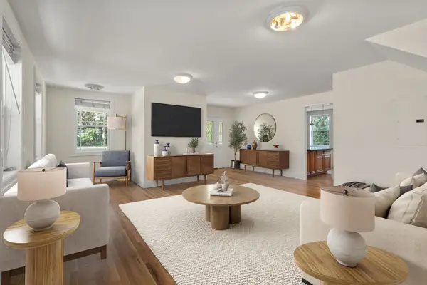 62 Redfield St #62, Boston, MA 02122