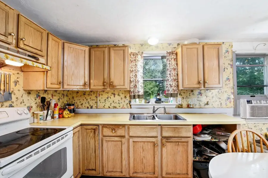 27 Crooked Meadow, Falmouth, MA 02536 - #3