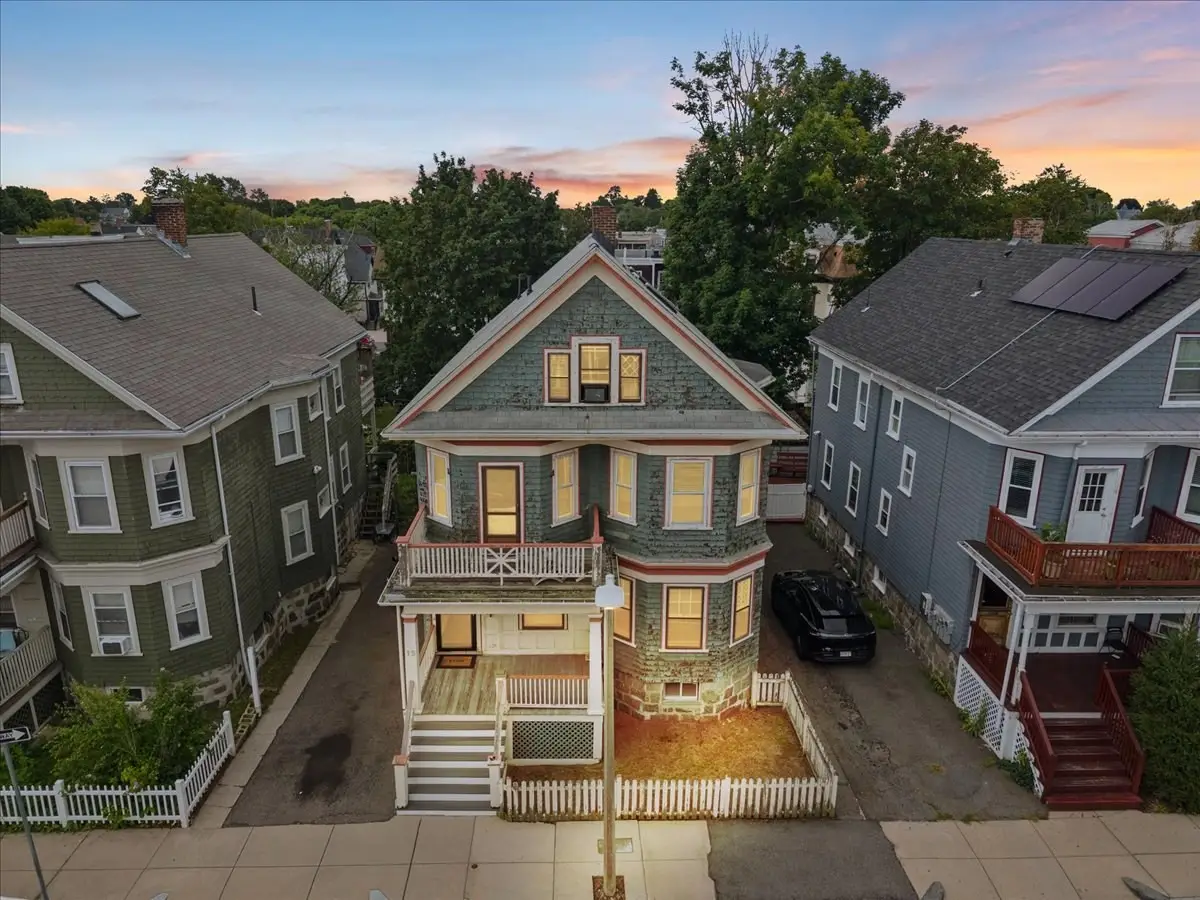 15 Whitten St, Boston, MA 02122 - #1